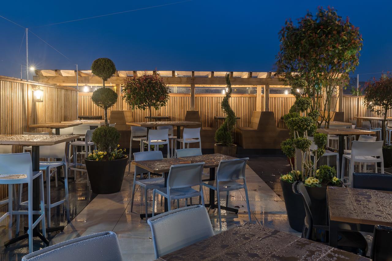 The John Russell Fox Wetherspoon Hotel Andover Ngoại thất bức ảnh
