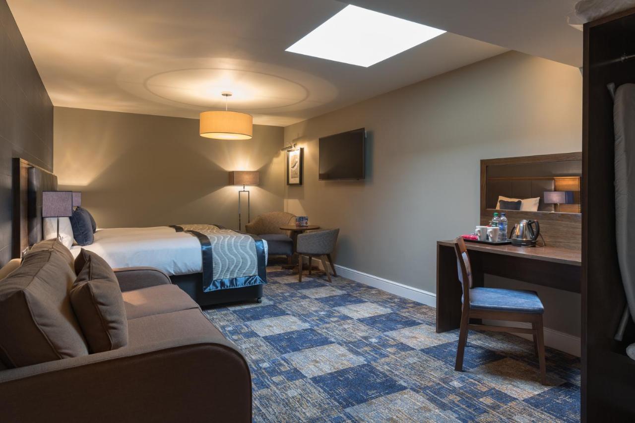 The John Russell Fox Wetherspoon Hotel Andover Ngoại thất bức ảnh