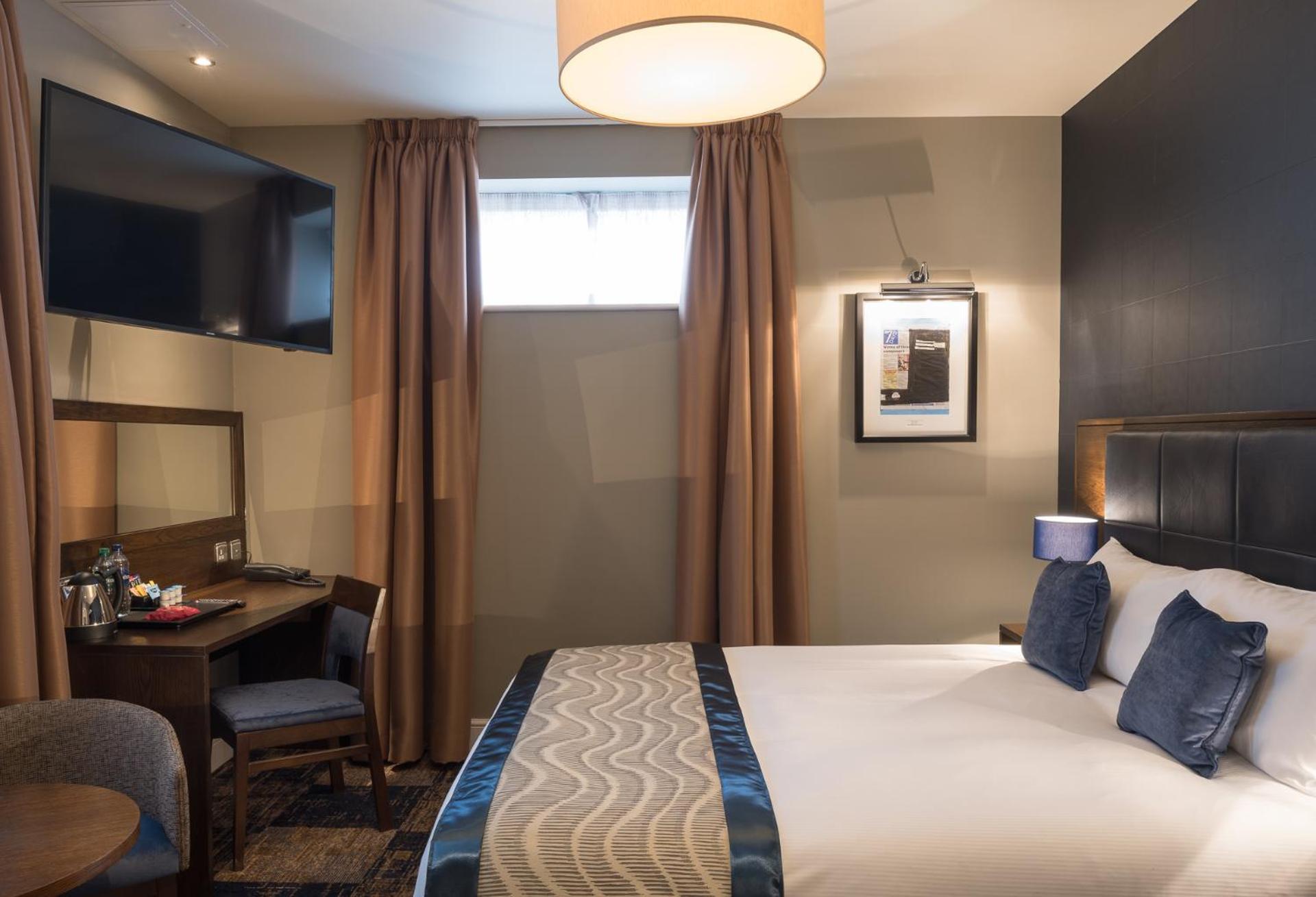 The John Russell Fox Wetherspoon Hotel Andover Ngoại thất bức ảnh